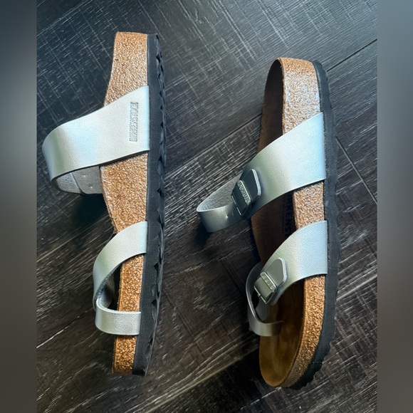 BIRKENSTOCK Mayari Birko-Flor Sandals • Silver • EU 41 US 10–10.5 • New Unworn - Picture 3 of 6